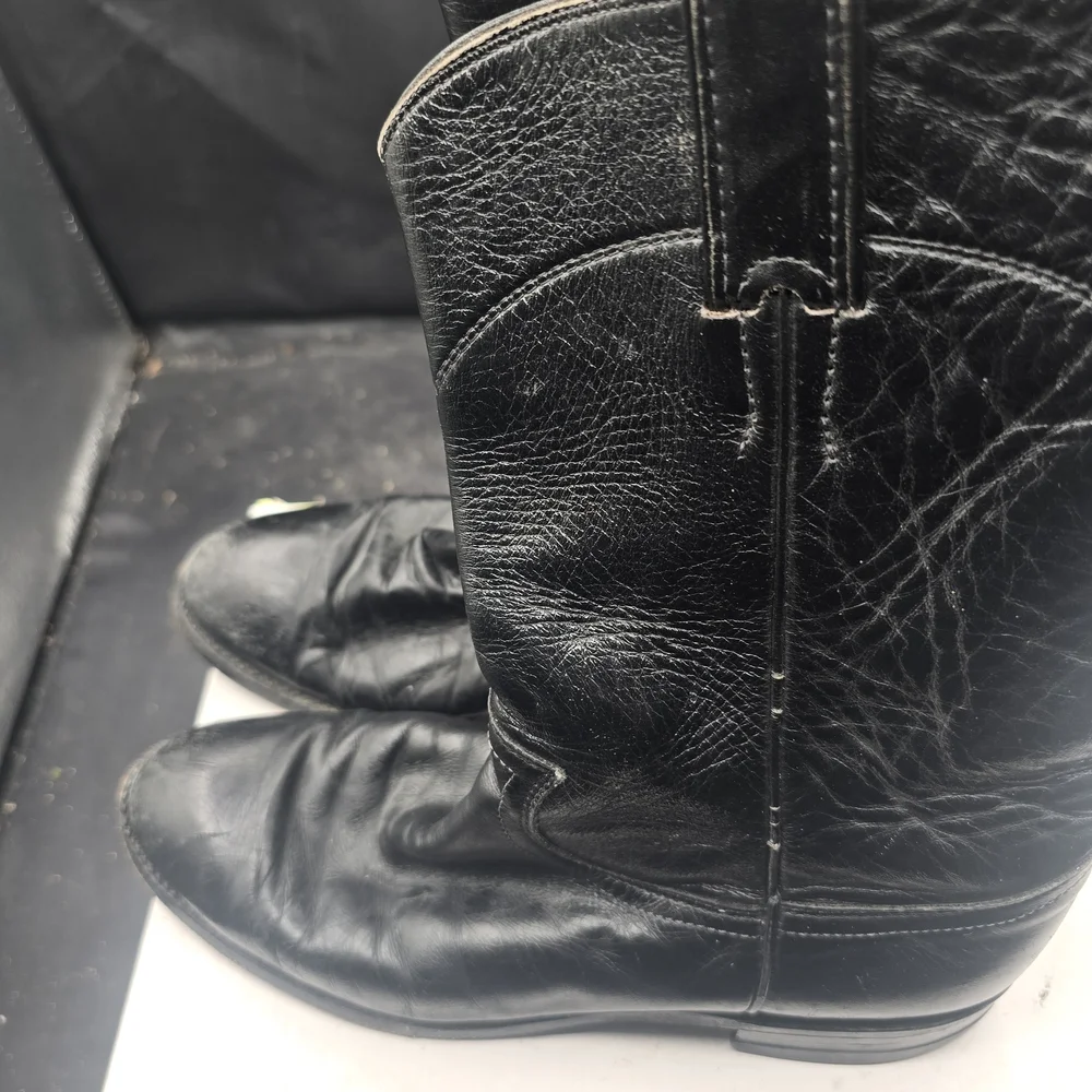 Justin Boots Classic Black‎ Leather Heeled Boots